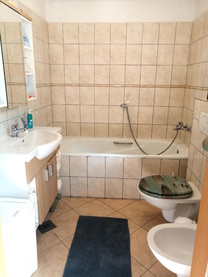 Rooms Изола Екстериор снимка